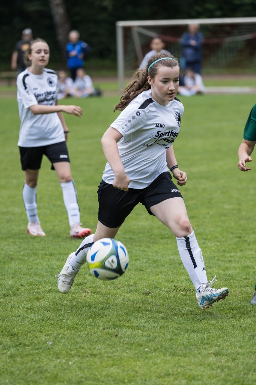 Bild 577 - Loewinnen Cup